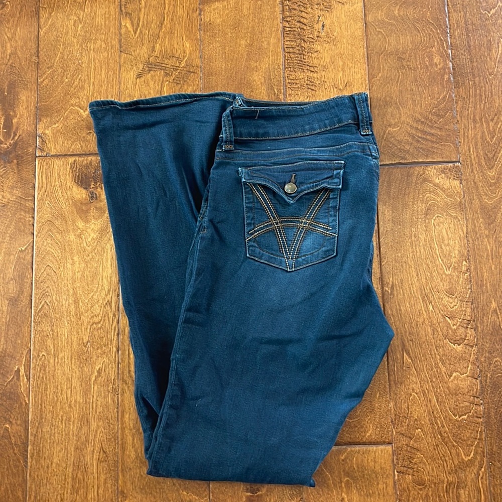 Jut from the Kloth Natalie high rise bootcut jeans